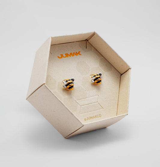 Aretes adopta una abeja