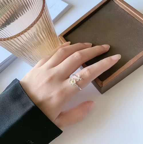Anillo Sencillo Ajustable 🐝